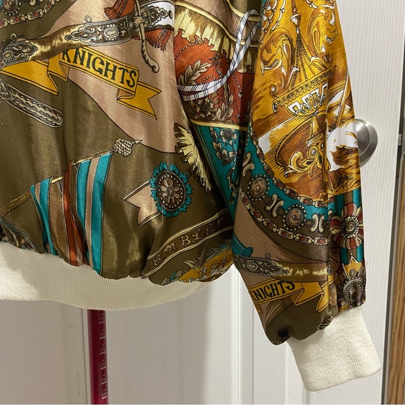 Juhli Vancouver women boroque stylish silky  bomber jacket. Size M/L. Used. - Picture 6 of 14